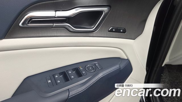 Kia Sportage (V) Gasoline 1.6 Turbo 2WD Signature X Line 2026 — фото 31