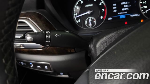 Genesis G90 3.3 T AWD Premium Luxury 2019 — фото 29