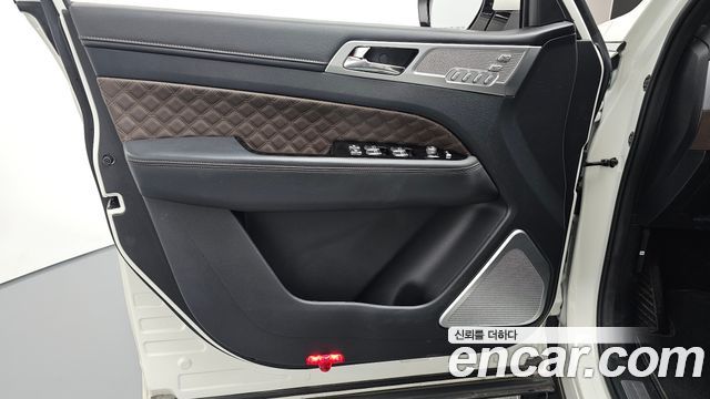 KG Mobility (SsangYong) Rexton Diesel 2.2 4WD Signature 2023 — фото 24