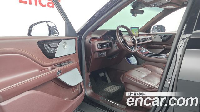 Lincoln Aviator (II) 3.0 Black Label AWD 2021 — фото 13