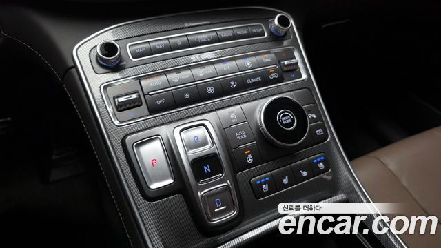 Hyundai Santa Fe Gasoline 2.5T 2WD Prestige 2021 — фото 9