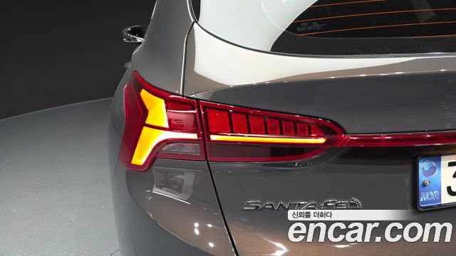 Hyundai Santa Fe Gasoline 2.5T 2WD Prestige 2021 — фото 23