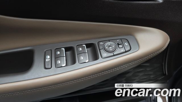 Hyundai Santa Fe Gasoline 2.5T 2WD Prestige 2021 — фото 31