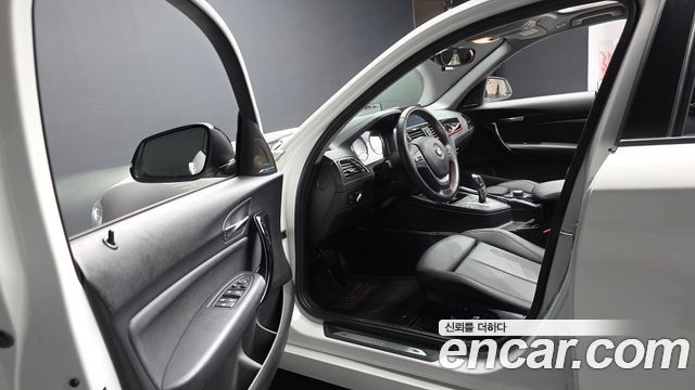 BMW 1 Series (F20) 118d Sport 5Door 2018 — фото 10