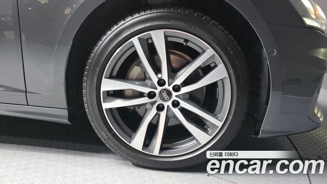 Audi A6 (C8) 45 TFSI Premium 2023 — фото 5