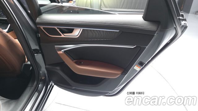 Audi A6 (C8) 45 TFSI Premium 2023 — фото 25