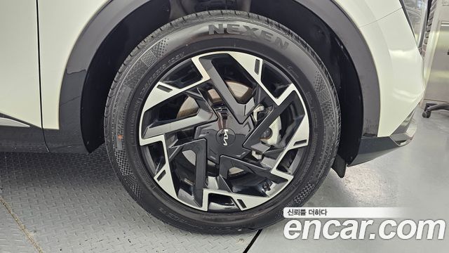 Kia Sportage (V) LPG 2.0 2WD Signature 2024 — фото 21