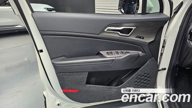 Kia Sportage (V) LPG 2.0 2WD Signature 2024 — фото 24
