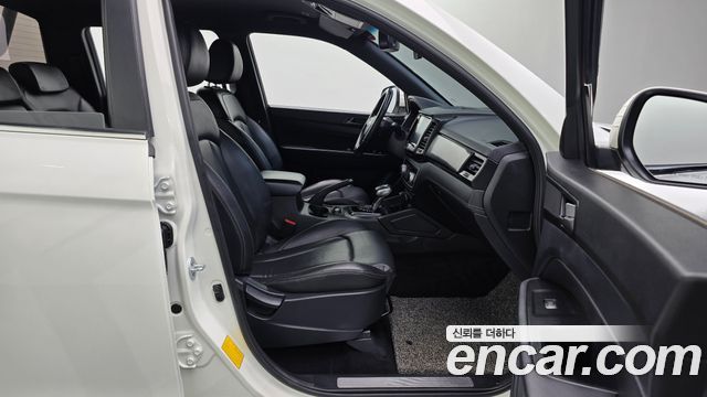 KG Mobility (SsangYong) Rexton Sports Diesel 2.2 4WD Prestige 2021 — фото 11
