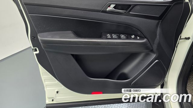 KG Mobility (SsangYong) Rexton Sports Diesel 2.2 4WD Prestige 2021 — фото 18