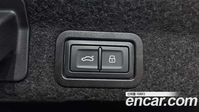 Audi A6 (C8) 45 TFSI Quattro Premium 2023 — фото 16