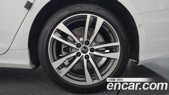 Audi A6 (C8) 45 TFSI Quattro Premium 2023 — фото 21