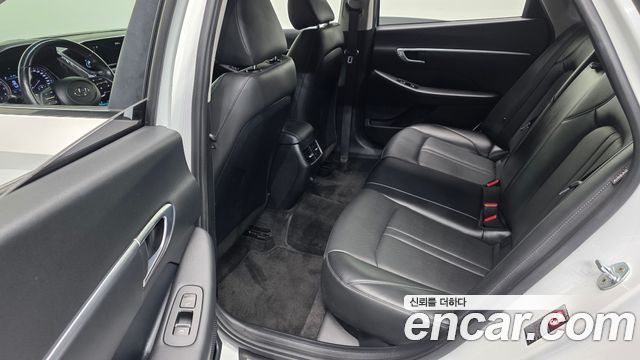 Hyundai Sonata (DN8) 2.0 Premium 2020 — фото 12
