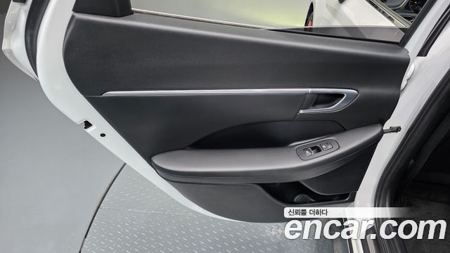 Hyundai Sonata (DN8) 2.0 Premium 2020 — фото 25