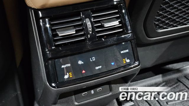 Renault Korea Grand Koleos 1.5 E-TECH Iconic 2WD 2025 — фото 38