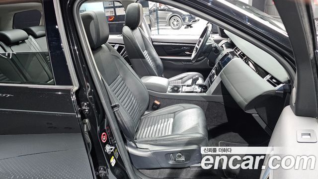 Land Rover Discovery Sport (II) P250 SE 2021 — фото 26