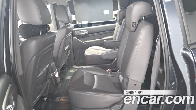 KG Mobility (SsangYong) Korando Turismo 4WD GT 9-seater 2015 — фото 12