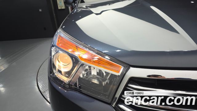 KG Mobility (SsangYong) Korando Turismo 4WD GT 9-seater 2015 — фото 22