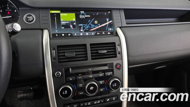 Land Rover Discovery Sport 2.0 TD4 SE (150PS) 2018 — фото 13