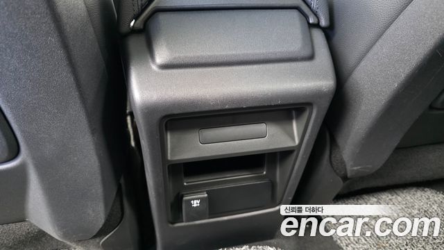 Land Rover Discovery Sport 2.0 TD4 SE (150PS) 2018 — фото 31
