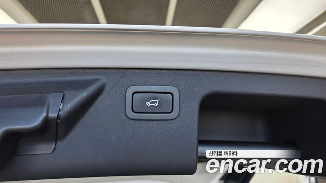 Land Rover Discovery Sport 2.0 TD4 SE (150PS) 2018 — фото 32