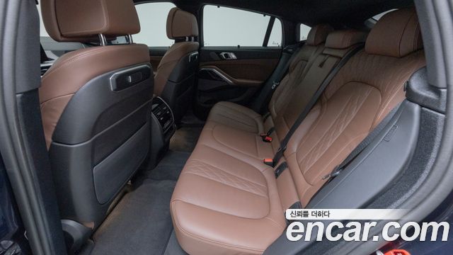 BMW X6 (G06) xDrive30d M Sport 2025 — фото 17
