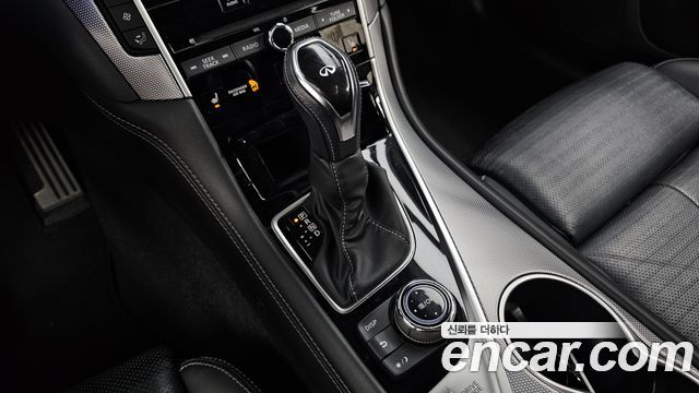 Infiniti Q50 3.5 Blue Sport Sensory 2018 — фото 9