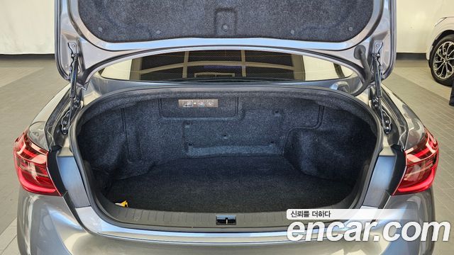 Infiniti Q50 3.5 Blue Sport Sensory 2018 — фото 17