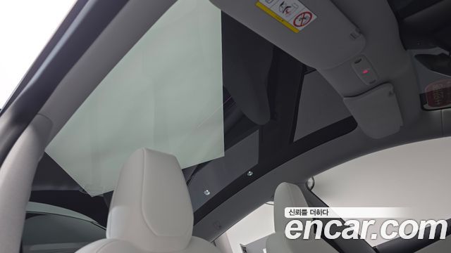 Tesla Model Y RWD 2025 — фото 19