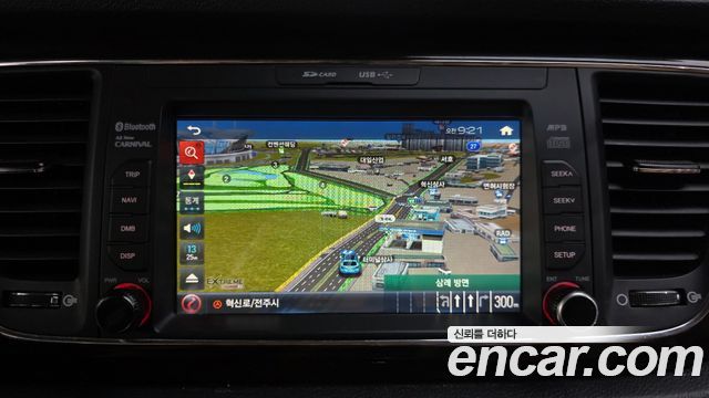 Kia Carnival 9-Seater Prstige 2019 — фото 20