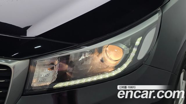 Kia Carnival 9-Seater Prstige 2019 — фото 22