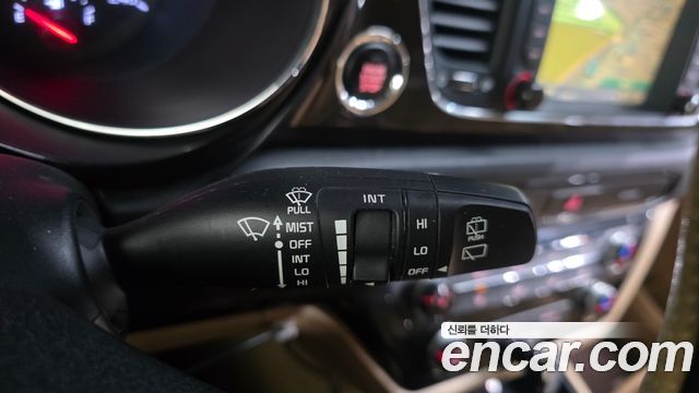 Kia Carnival 9-Seater Prstige 2019 — фото 27
