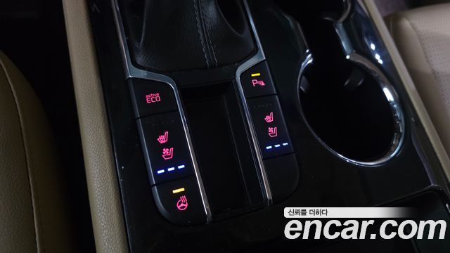 Kia Carnival 9-Seater Prstige 2019 — фото 28