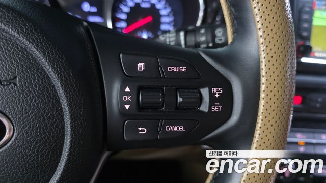 Kia Carnival 9-Seater Prstige 2019 — фото 32