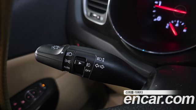 Kia Carnival 9-Seater Prstige 2019 — фото 33