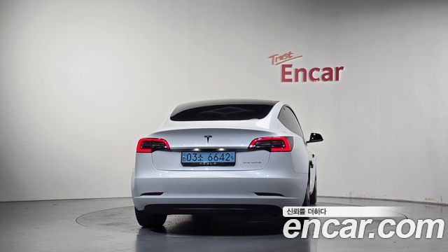 Tesla Model 3 Long Range AWD 2022 — фото 4