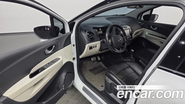 Renault Korea QM3 RE Signature 2019 — фото 10