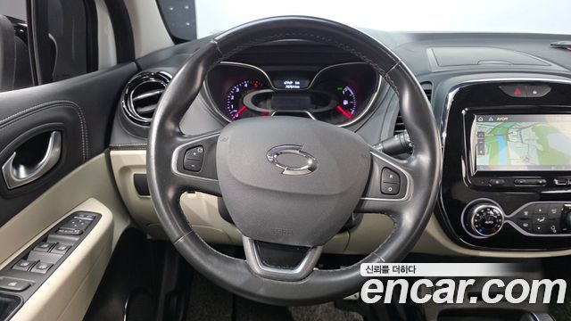 Renault Korea QM3 RE Signature 2019 — фото 18
