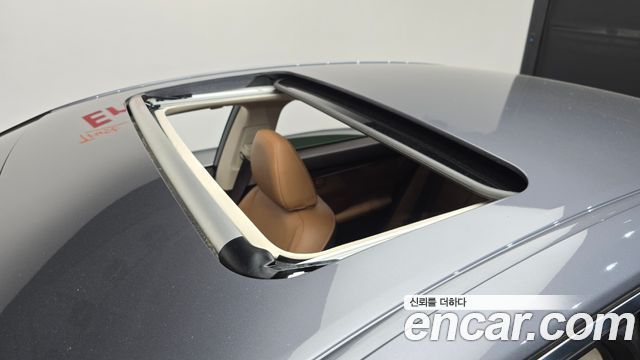 Lexus ES300h premium XV60 2018 — фото 19