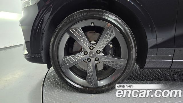 Genesis GV70 2.5T Gasoline 2WD 2023 — фото 5