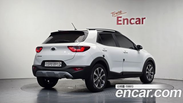 Kia Stonic 1.4 Trendy 2020 — фото 2