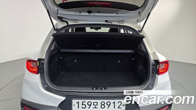 Kia Stonic 1.4 Trendy 2020 — фото 18