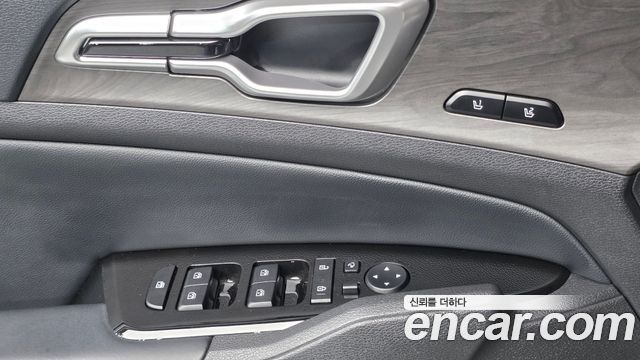 Kia Sportage (V) LPG 2.0 2WD Signature 2023 — фото 12