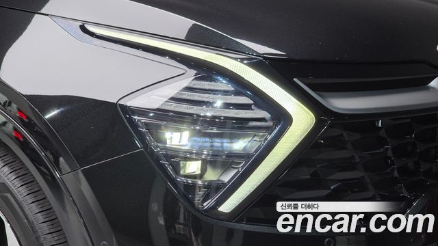 Kia Sportage (V) LPG 2.0 2WD Signature 2023 — фото 22