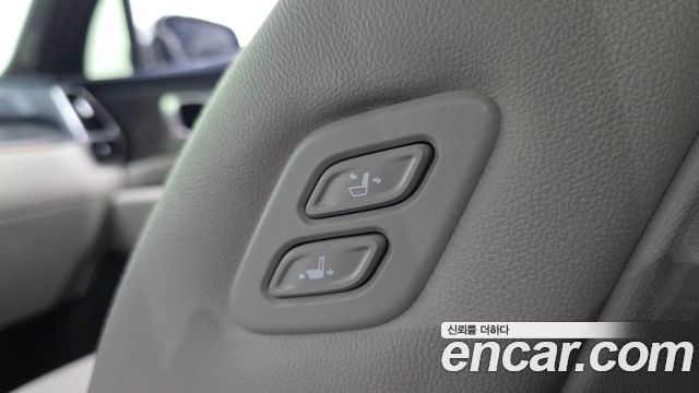 Kia Sorento (IV) HEV 1.6 2WD Gravity 2023 — фото 16