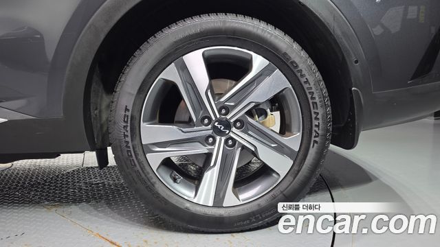 Kia Sorento (IV) HEV 1.6 2WD Gravity 2023 — фото 21