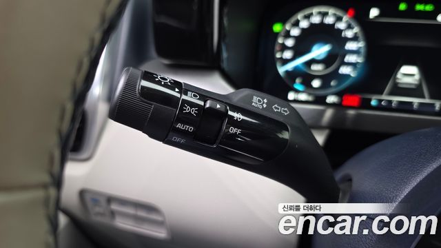 Kia Sorento (IV) HEV 1.6 2WD Gravity 2023 — фото 32