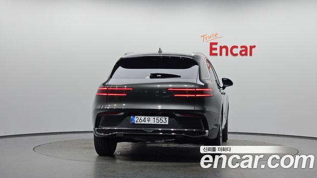 Genesis GV70 2.5T Gasoline 2WD 2026 — фото 4
