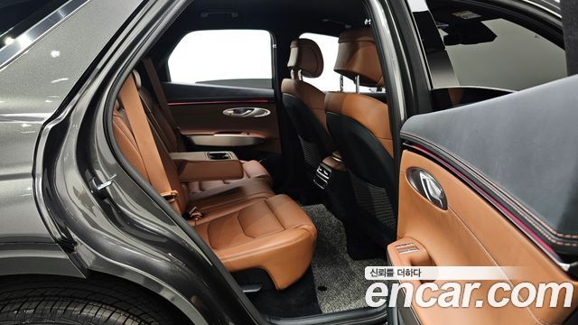 Genesis GV70 2.5T Gasoline 2WD 2026 — фото 12