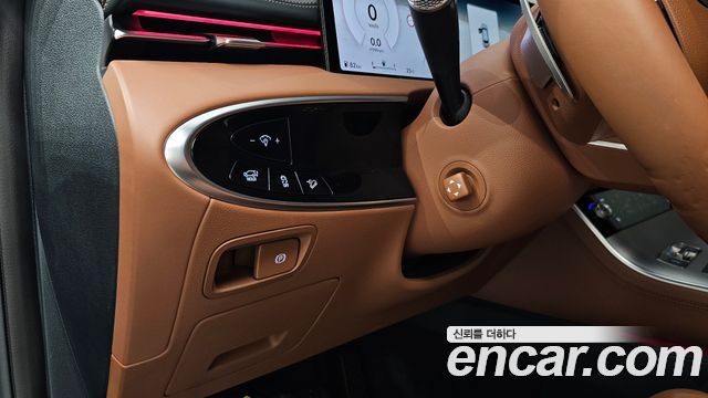 Genesis GV70 2.5T Gasoline 2WD 2026 — фото 18